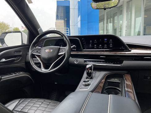 Used 2021 Cadillac Escalade Sport Platinum w/ Heavy-Duty Trailer Package image 21