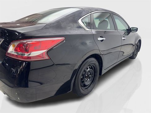 Used 2013 Nissan Altima 2.5 S image 13