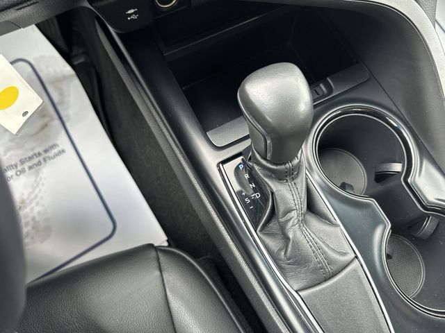 Used 2018 Toyota Camry SE FWD image 22