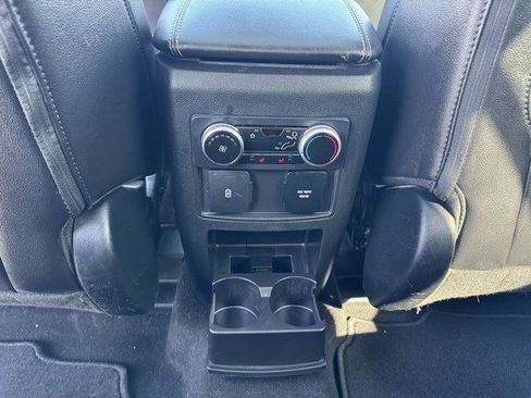 Used 2023 Ford Explorer Limited w/ Limited Technology Package image 25