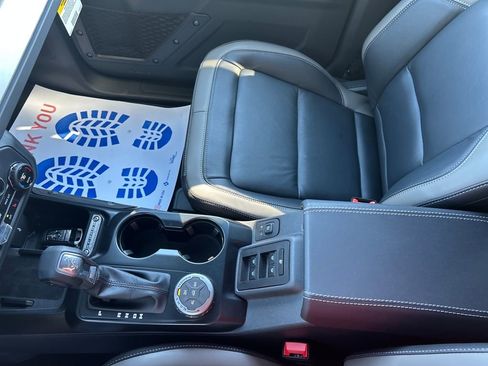 New 2025 Ford Bronco Outer Banks image 24