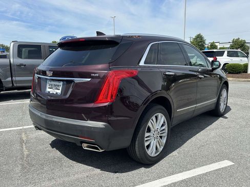 Used 2018 Cadillac XT5 Premium Luxury FWD image 6