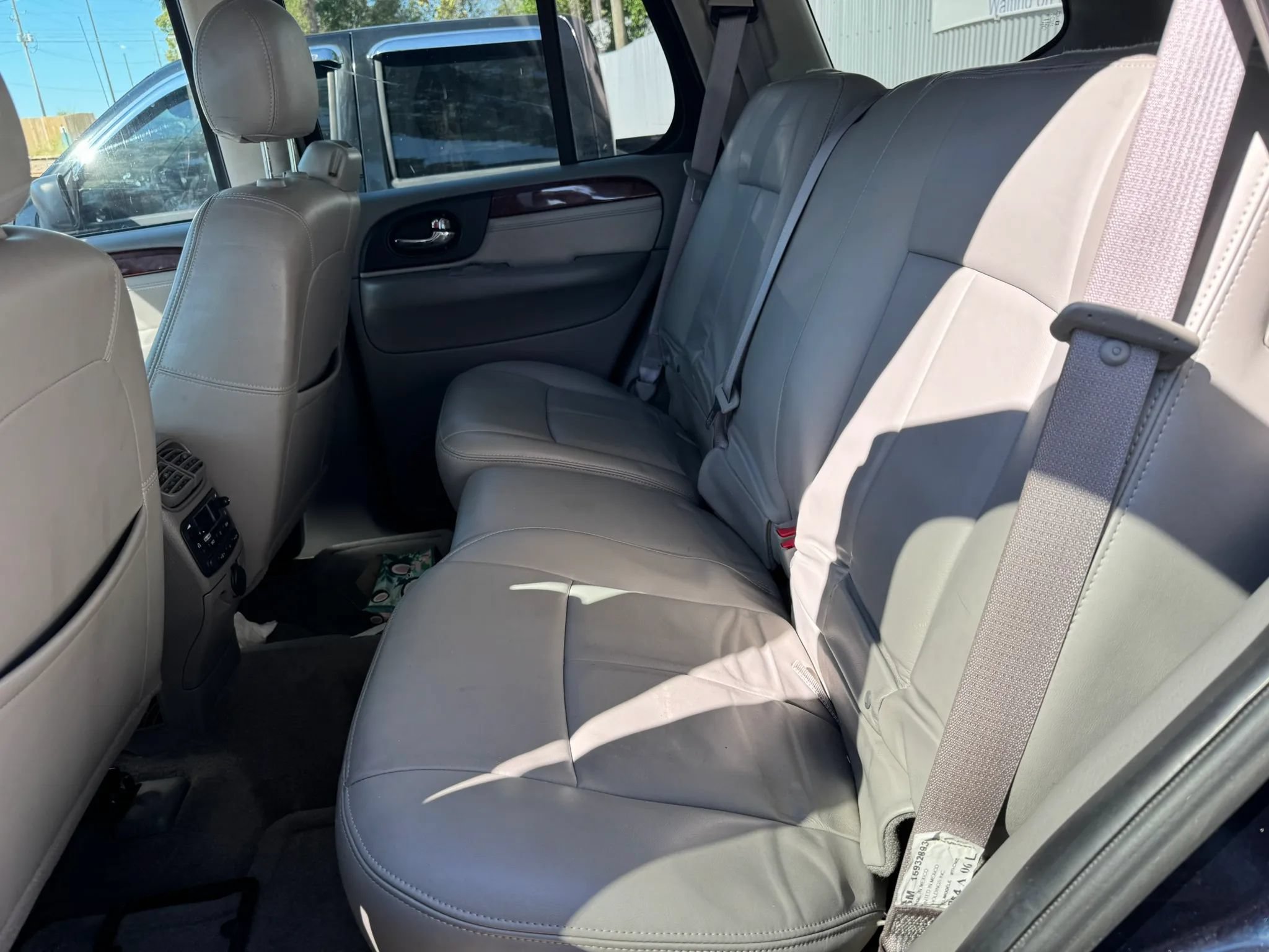 Used 2007 GMC Envoy SLT AWD/4WD image 5