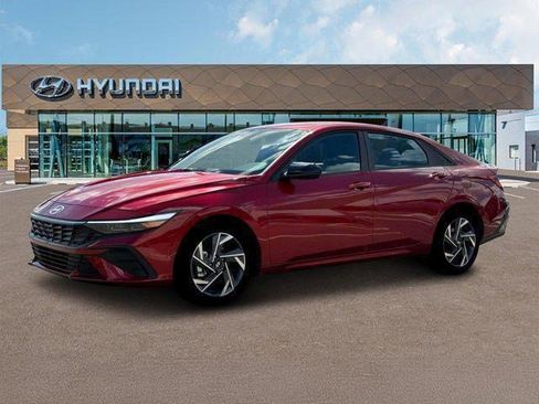 New 2025 Hyundai Elantra Sport image 2