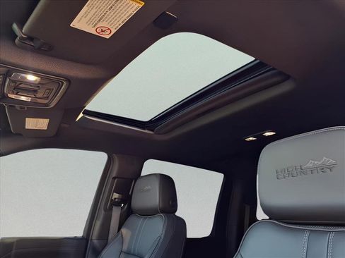 Used 2023 Chevrolet Silverado 3500 High Country w/ LPO, Hitch Package image 18