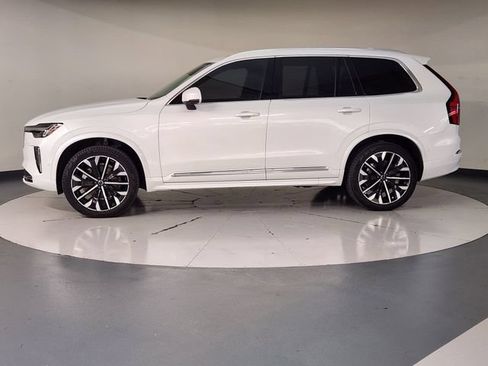 Used 2026 Volvo XC90 B5 Plus w/ Protection Package Premier AWD/4WD image 5