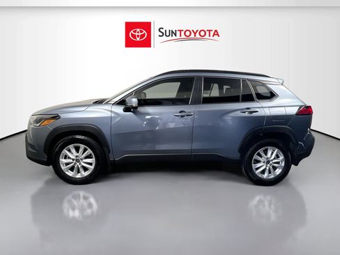 Used 2024 Toyota Corolla Cross LE FWD image 7