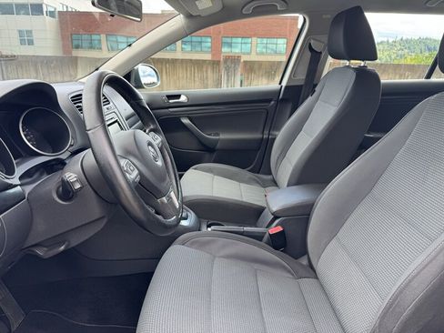 Used 2013 Volkswagen Jetta S FWD image 12