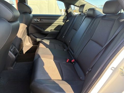 Used 2022 Honda Accord Sport image 12