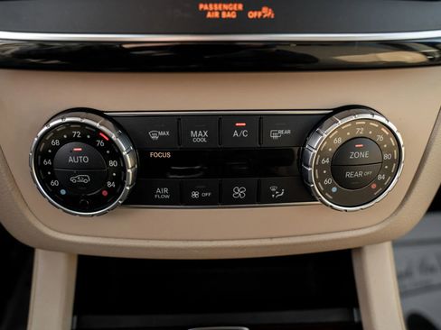 Used 2019 Mercedes-Benz GLS 550 4MATIC image 33