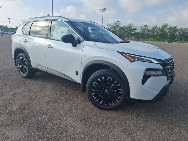 Used 2026 Nissan Rogue Dark Armor AWD/4WD image 1