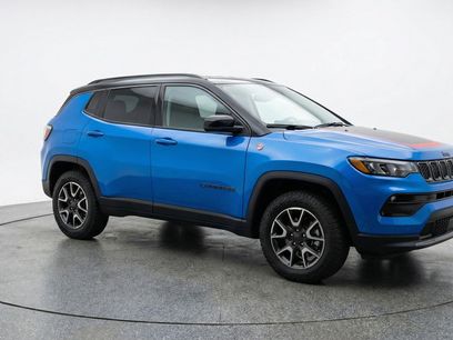 Used 2025 Jeep Compass Trailhawk