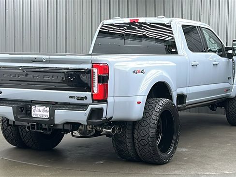 Used 2026 Ford F450 Platinum image 5