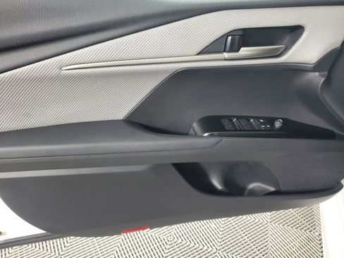 Used 2025 Toyota Camry SE w/ Multimedia Upgrade Package image 18