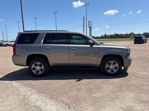 Used 2019 Chevrolet Tahoe LS RWD image 7
