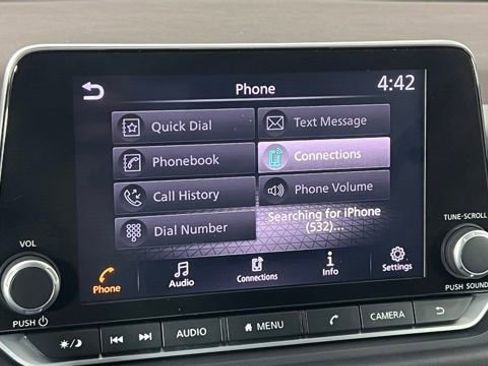 Used 2023 Nissan Rogue SV image 34