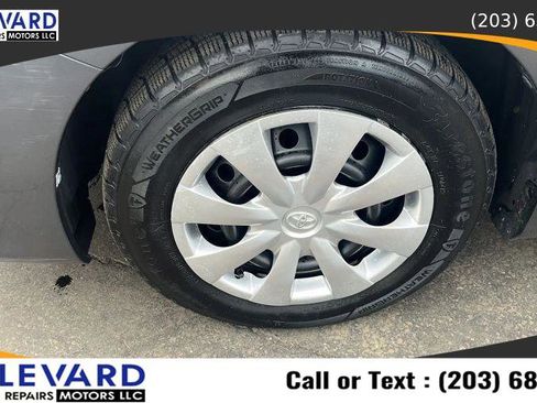 Used 2012 Toyota Corolla L image 31