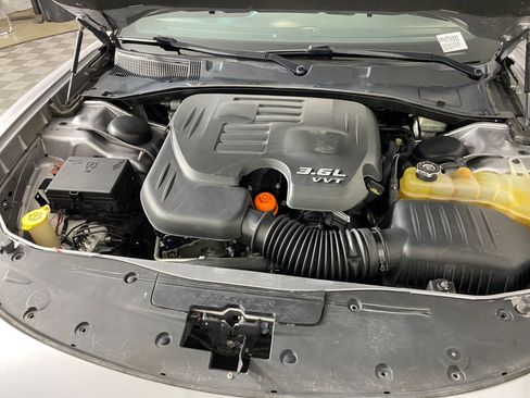 Used 2015 Dodge Charger SXT w/ AWD Plus Group image 30