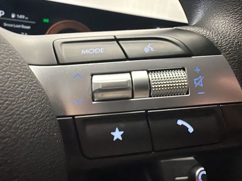 Certified 2025 Hyundai Tucson SE image 21