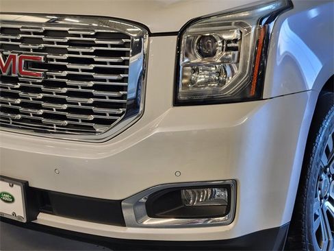 Used 2018 GMC Yukon XL Denali w/ Denali Ultimate Package image 12