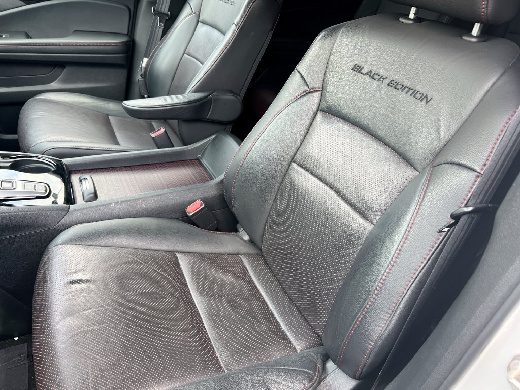 Used 2021 Honda Pilot Black Edition image 18