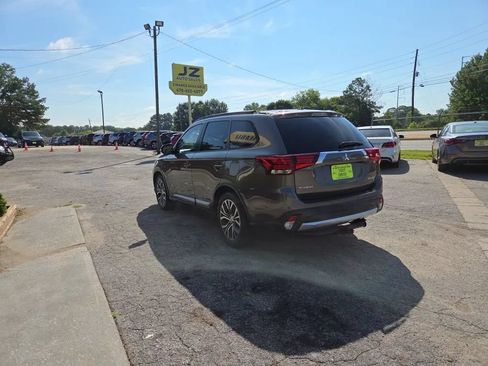 Used 2016 Mitsubishi Outlander SEL FWD image 7
