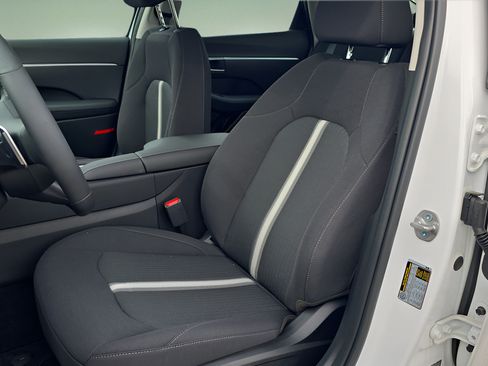 Certified 2026 Hyundai Sonata SEL FWD image 14