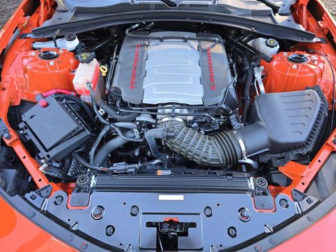 Used 2018 Chevrolet Camaro SS w/ Hot Wheels Edition image 32