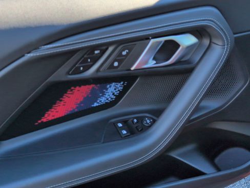 Used 2025 BMW 230i Coupe w/ M Sport Package image 15