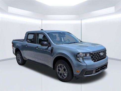 New 2026 Ford Maverick XLT w/ XLT Luxury Package FWD image 9