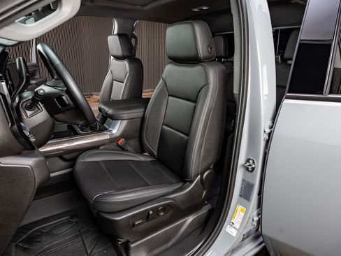 Used 2024 Chevrolet Silverado 2500 LTZ w/ LTZ Plus Package image 30