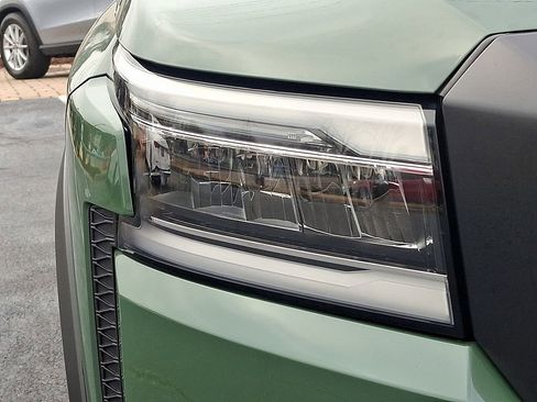 Used 2023 Nissan Frontier Pro-X w/ Tow Package image 9