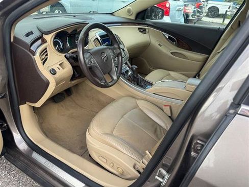 Used 2010 Buick LaCrosse CXL AWD/4WD image 9