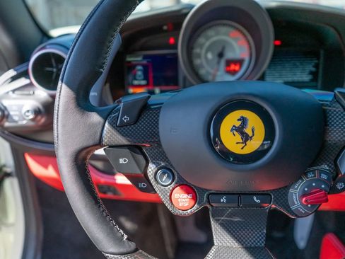Used 2021 Ferrari F8 Tributo RWD image 56