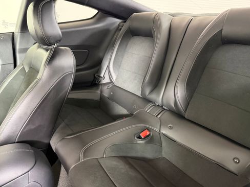 Used 2018 Ford Mustang Shelby GT350 w/ Convenience Package image 22