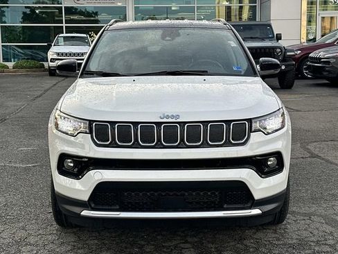 Certified 2022 Jeep Compass Limited AWD/4WD image 7