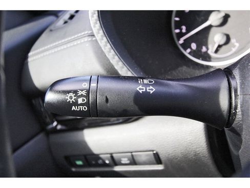 Used 2020 Nissan Sentra SV image 13