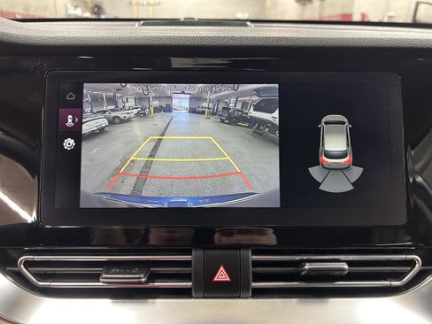 Used 2022 Kia Niro EX Premium image 20