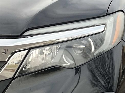 Used 2020 Honda Pilot LX image 9