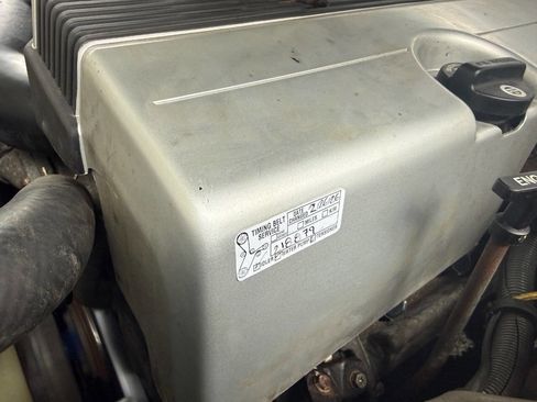 Used 2001 Toyota Land Cruiser image 67