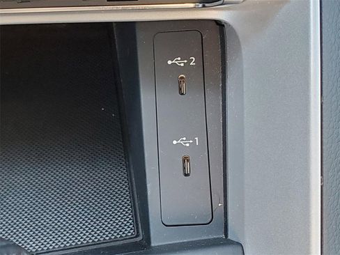 Used 2022 Audi Q3 2.0T Premium image 30