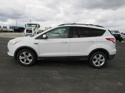 Used 2015 Ford Escape SE w/ Equipment Group 201A image 7
