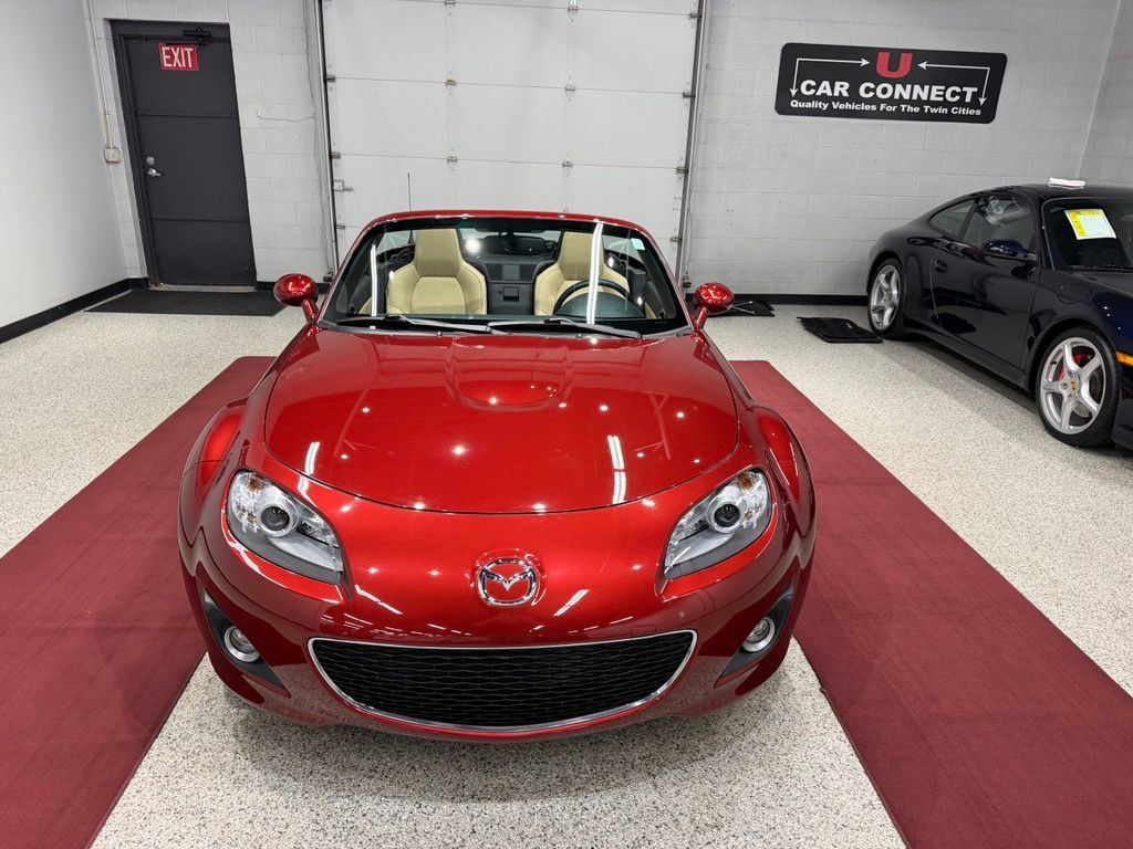 Used 2012 MAZDA MX-5 Miata Grand Touring w/ Premium Pkg RWD image 6
