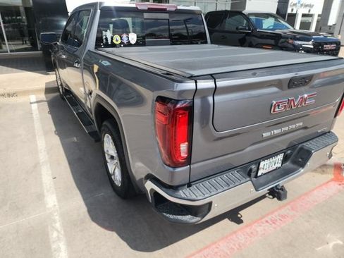 Used 2022 GMC Sierra 1500 SLT RWD image 4