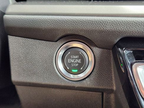 Used 2026 Chevrolet Traverse LT image 20