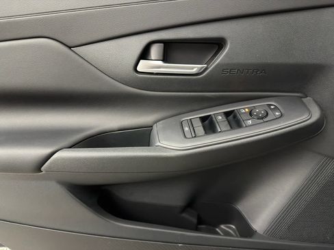 New 2026 Nissan Sentra SV w/ SV Convenience Package FWD image 22