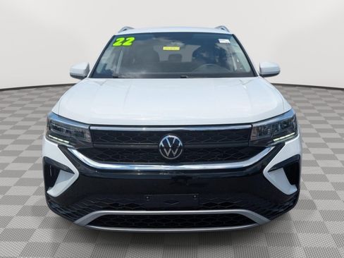 Used 2022 Volkswagen Taos SE AWD/4WD image 8