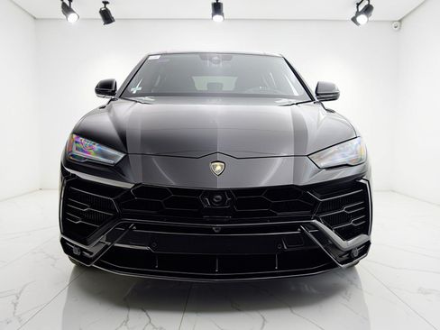 Used 2019 Lamborghini Urus AWD/4WD image 18