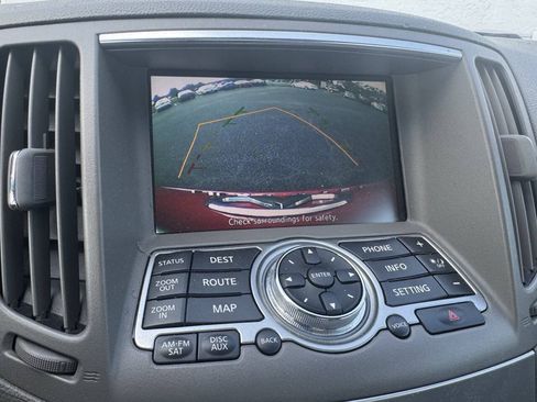 Used 2010 INFINITI G37 Journey w/ Premium Pkg RWD image 12