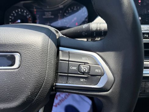 Certified 2024 Jeep Compass Latitude AWD/4WD image 30